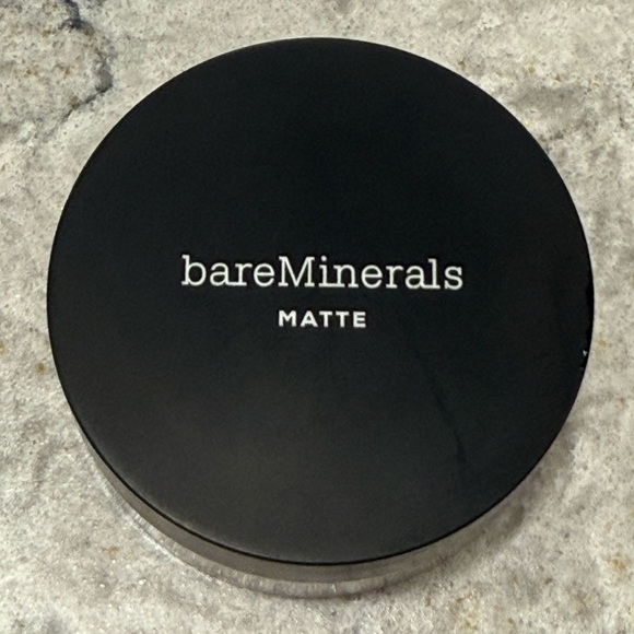 bareMinerals Matte Foundation Broad Spectrum SPF 15 Neutral Deep 29 0.21 oz - Picture 3 of 3
